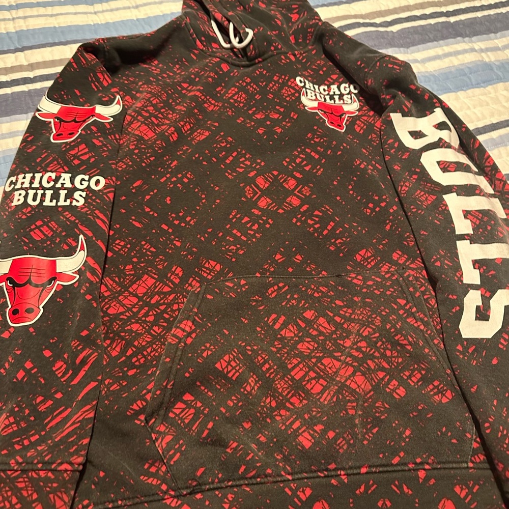 NBA Chicago Bulls Pullover Hoodie Size L